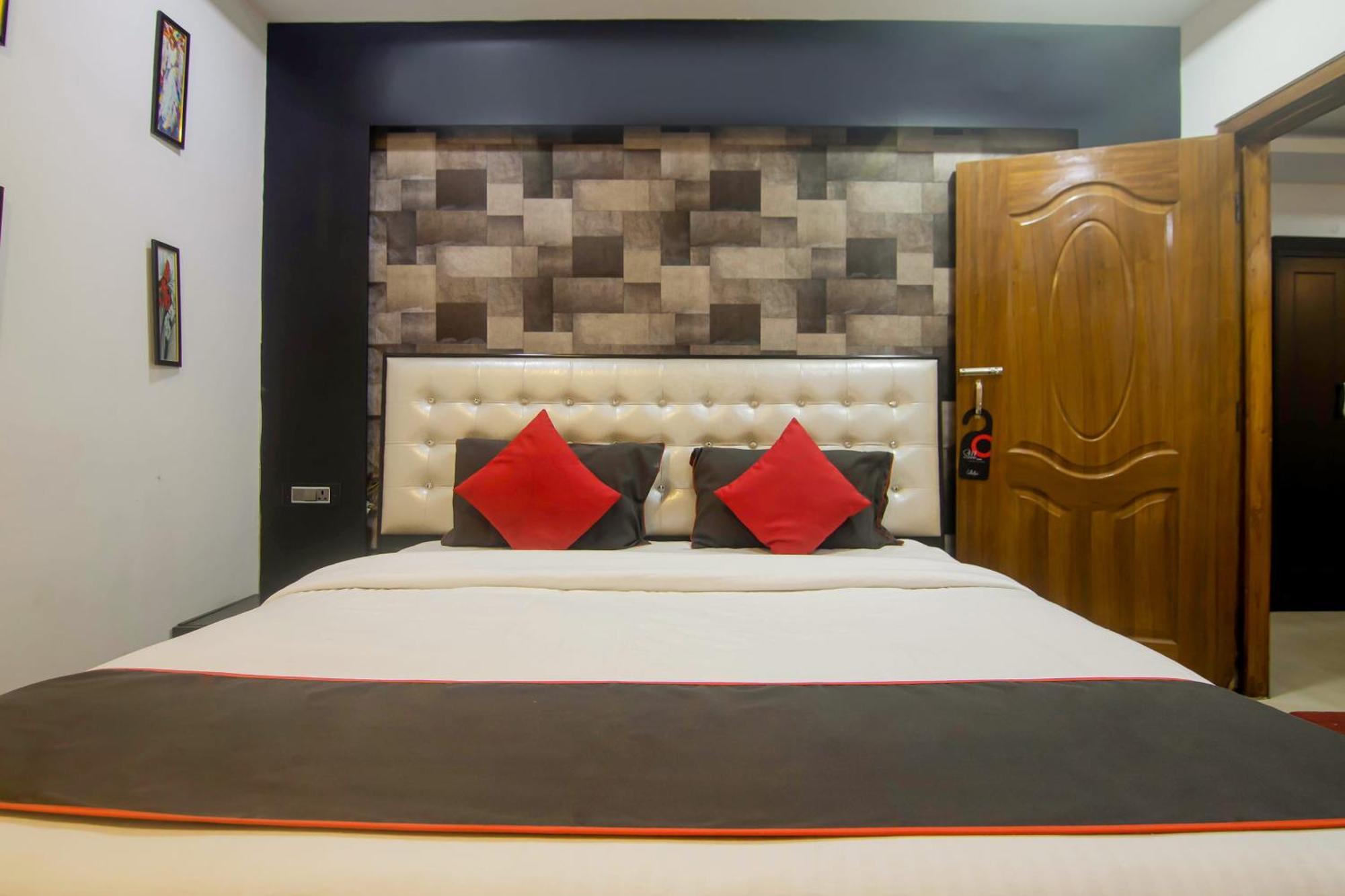 Collection O The Blu Bell Nizarapar Path Otel Guwahati Dış mekan fotoğraf
