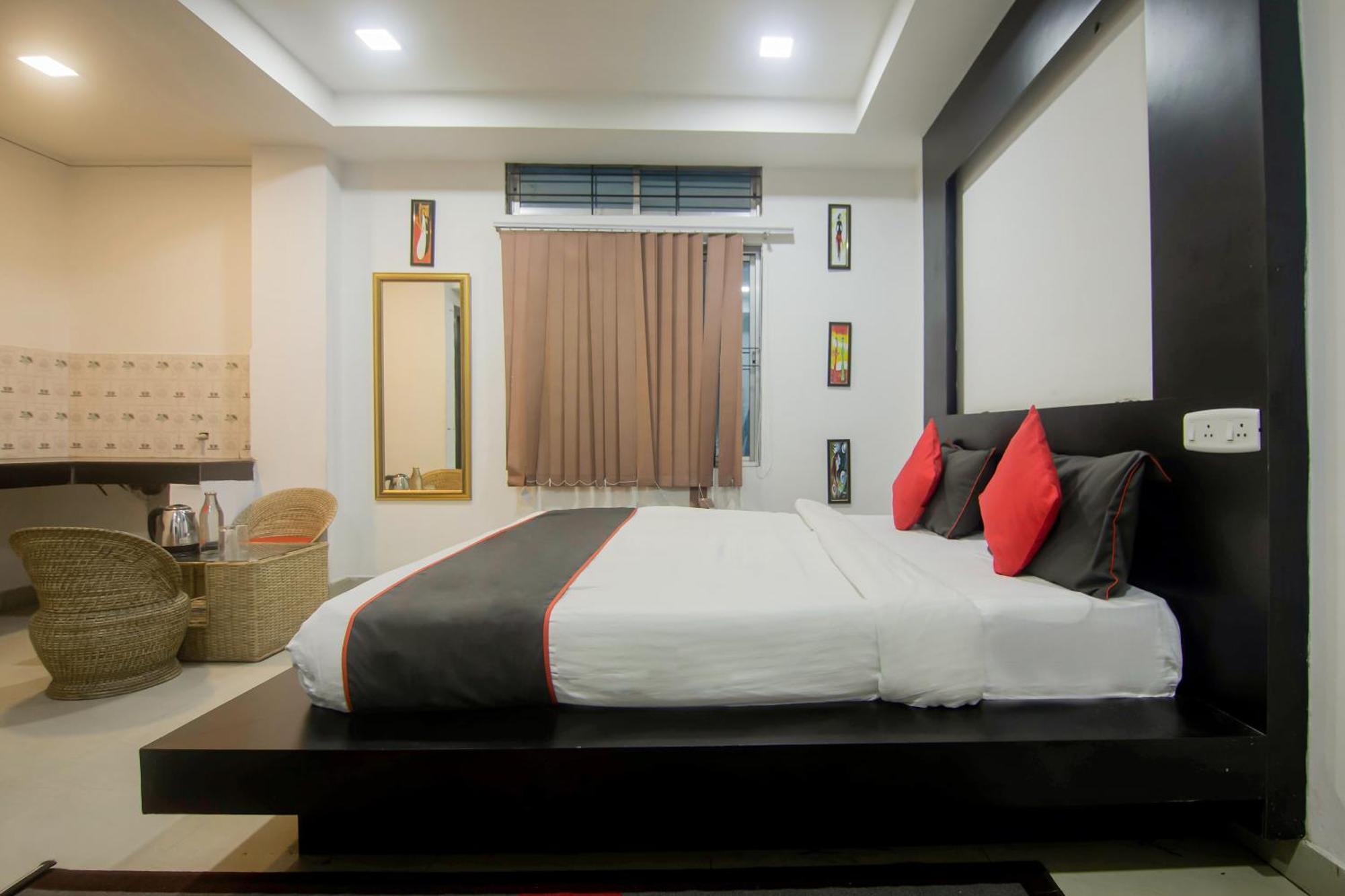 Collection O The Blu Bell Nizarapar Path Otel Guwahati Dış mekan fotoğraf