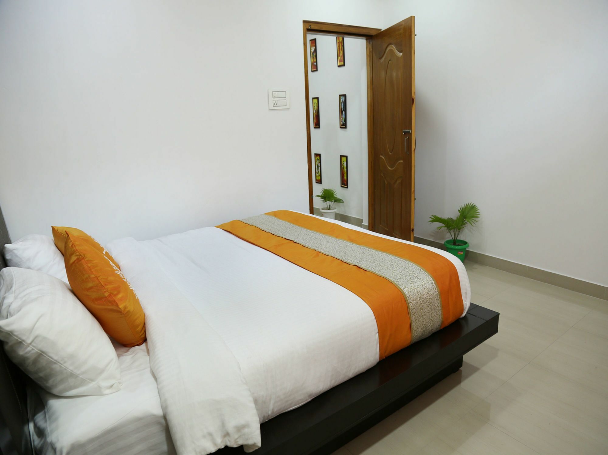 Collection O The Blu Bell Nizarapar Path Otel Guwahati Dış mekan fotoğraf